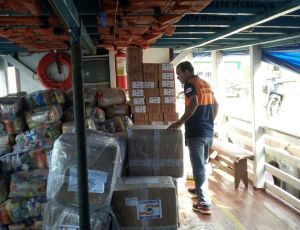Imagem da notícia - Defesa Civil do Estado envia 92 toneladas de ajuda humanitária e 250 kit’s de madeira, para as calhas do Baixo, Médio e Alto Solimões