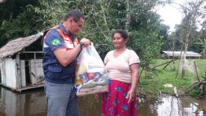 Imagem da notícia - Em Situação de Emergência por conta da enchente, Ipixuna começa a receber ajuda humanitária do Governo do Estado
