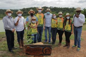 Imagem da notícia - Governador Wilson Lima, vice-presidente Mourão e comitiva visitam fazenda-modelo em Iranduba