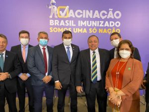 Imagem da notícia - Em conversa com Pazuello, Wilson Lima pede prazo mais curto para entrega de vacina ao AM