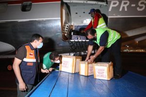 Imagem da notícia - Wilson Lima leva novas doses de vacina contra a Covid-19 e ajuda humanitária para municípios afetados pela cheia
