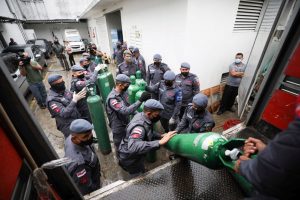 Imagem da notícia - ‘Operação Gratidão’: Governo do Amazonas vai enviar parte de cilindros recebidos de doações para outros estados