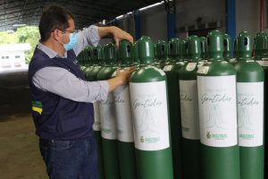 Imagem da notícia - Governo do Amazonas recebe doação de 100 cilindros da Petrobras