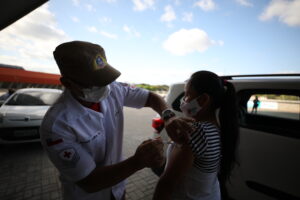 Imagem da notícia - “Vacina Amazonas”: Corpo de Bombeiros auxilia equipes de saúde em mais um mutirão