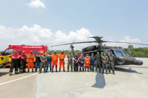 Imagem da notícia - Governo do Amazonas atua em resgate de paciente durante operação estiagem